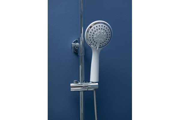 Душевая стойка Aquanet Logic AF320-72-R-C штанга 120 см, шланг металлический 150 см
