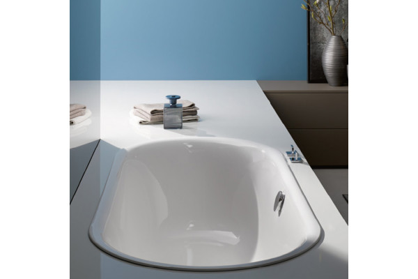 BetteLux Oval Ванна встраиваемая овальная с шумоизоляцией 180x80x45 см с покрытиями Glaze Plus анти-слип белая (для удлиненного слива-перелива) 3466-000 PLUS AR