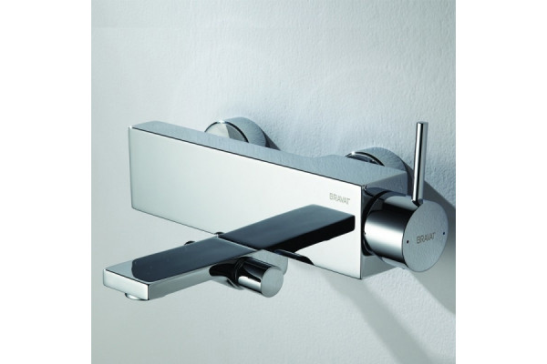Смеситель Bravat Arc F66061C-01A-ENG для ванны с душем, однорычажный, хром