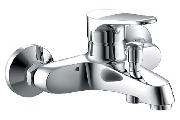 Смеситель Bravat Eco F6111147C-B для ванны с душем, однорычажный, хром