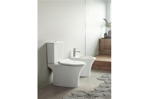 Напольный безободковый унитаз Cerutti Spa Bernina CT7193 белый, овальный, 34x65 см