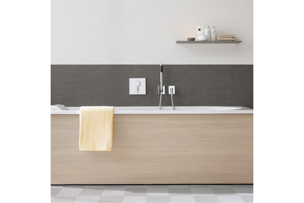 Duravit Darling New  Ванна 1700х750 мм акриловая прямоугольная встраиваемая или с панелямис наклоном для спины справа цвет белый 700243000000000