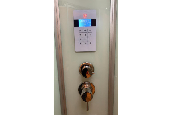 Душевая кабина Frank F610R 120х80х218 профиль хром, стекло прозрачное, правая, с баней, прямоугольная-асимметричная, поддон низкий