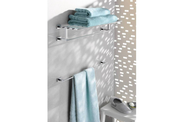 Держатель для банного полотенца 60 см Grohe Essentials Cube 40509001 хром