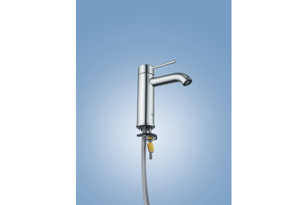 Смеситель Grohe Essence New 23590001 для раковины однорычажный, хром