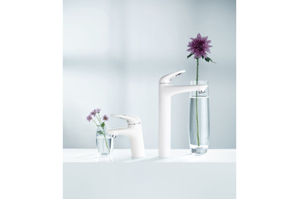 Смеситель Grohe Eurostyle New 23570LS3 для раковины однорычажный, белый