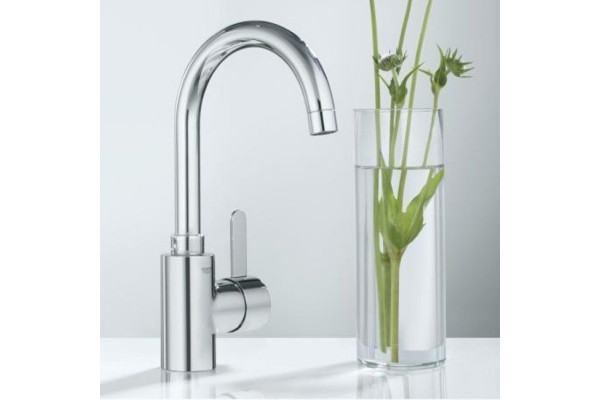 Смеситель Grohe Eurosmart Cosmopolitan 32830001 для раковины однорычажный, хром