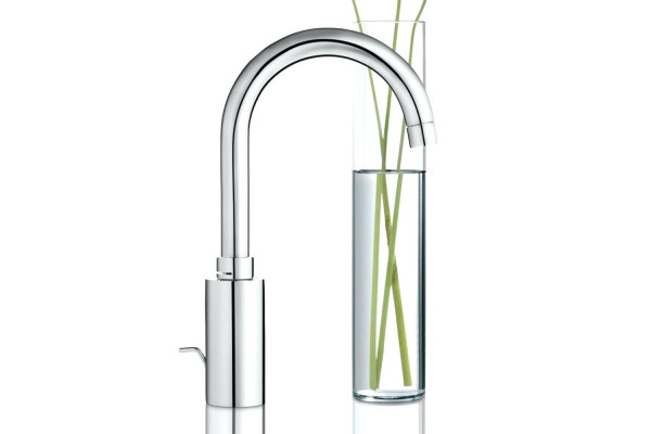 Смеситель Grohe Eurosmart Cosmopolitan 32830001 для раковины однорычажный, хром