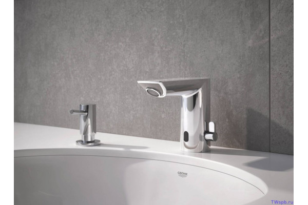 Смеситель Grohe Bau Cosmopolitan E 36451000 для раковины сенсорный, хром