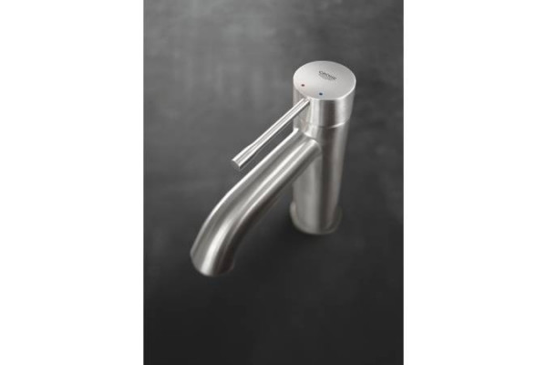 Смеситель Grohe Essence New 23589BE1 для раковины однорычажный, серебро