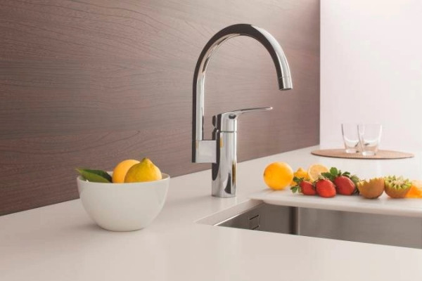 Смеситель Grohe Eurosmart 33202003 для кухонной мойки однорычажный, хром