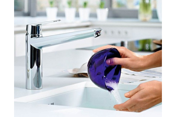 Смеситель Grohe Eurodisc Cosmopolitan 33770002 для кухонной мойки однорычажный, хром