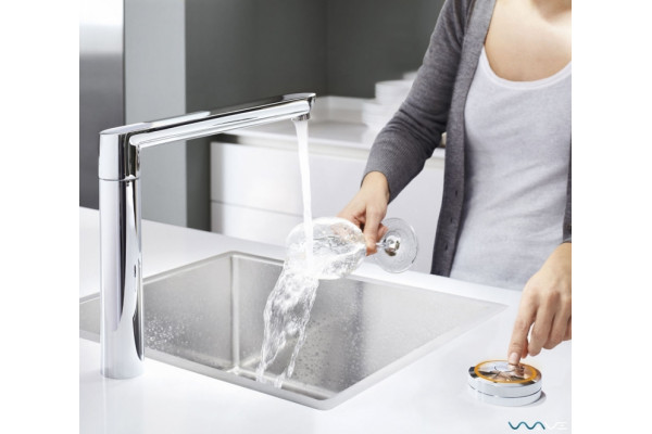 Смеситель для кухонной мойки Grohe K7 F-digital однорычажный, хром