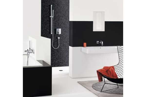 Смеситель Grohe Eurocube для раковины однорычажный, хром, длина излива 17.1 см
