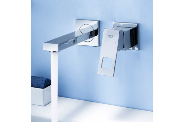 Смеситель Grohe Eurocube для раковины однорычажный, хром, длина излива 23.1 см
