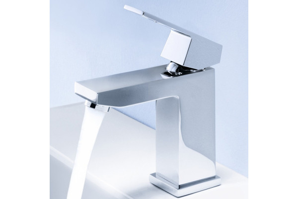 Смеситель Grohe Eurocube для раковины однорычажный, хром, высота излива 9.4 см