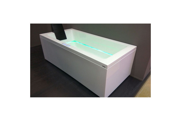 Treesse Dream 180 Ванна SX с гидромасс 180x80xh67см компл AWC 1 подголов черный  с фронт. и 1-ой  боков панелью DX LED хром скр.нап цвет:бел/хром V838F/1+V078F+V078LD+CROLED+ERO