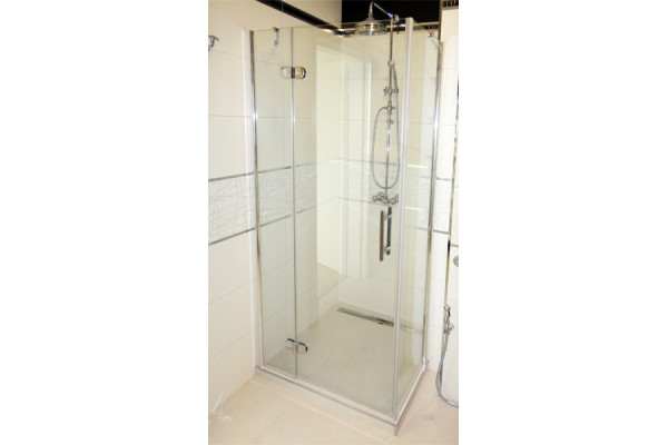 Душевой уголок GuteWetter Lux Square GK-103 левый 100x100 см стекло бесцветное, профиль хром, квадратный, двери распашные
