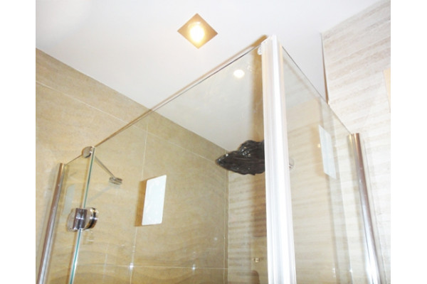 Душевой уголок GuteWetter Lux Square GK-103 левый 90x90 см стекло бесцветное, профиль хром, квадратный, двери распашные