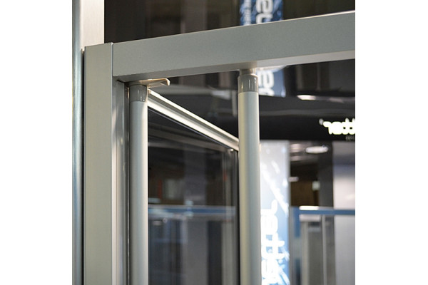 Душевая дверь в нишу GuteWetter Practic Door GK-404 левая (63-67)x190 стекло бесцветное, профиль мат. хром, складная