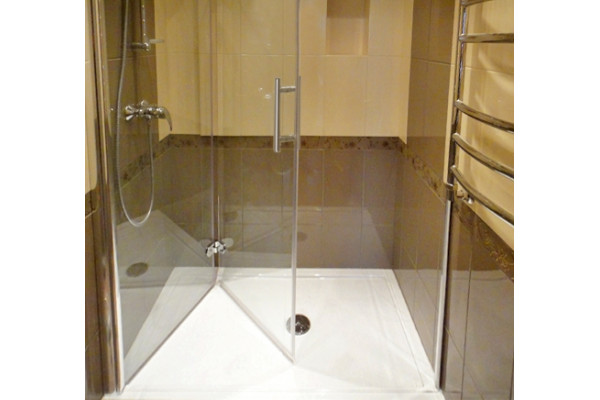 Душевая дверь в нишу GuteWetter Lux Door GK-102A левая 90 см стекло бесцветное, профиль хром, складная