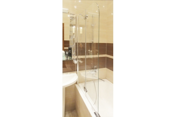 Шторка на ванну GuteWetter Lux Pearl GV-102A левая 80 см стекло бесцветное, профиль хром, распашная