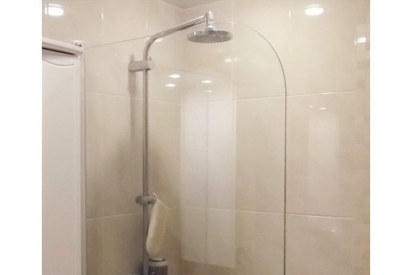 Шторка на ванну GuteWetter Lux Pearl GV-601 левая 80 см стекло бесцветное, профиль хром, распашная