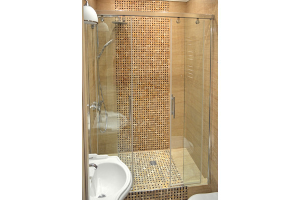 Душевая дверь в нишу GuteWetter Slide Door GK-864 120 см стекло бесцветное, профиль хром, раздвижная