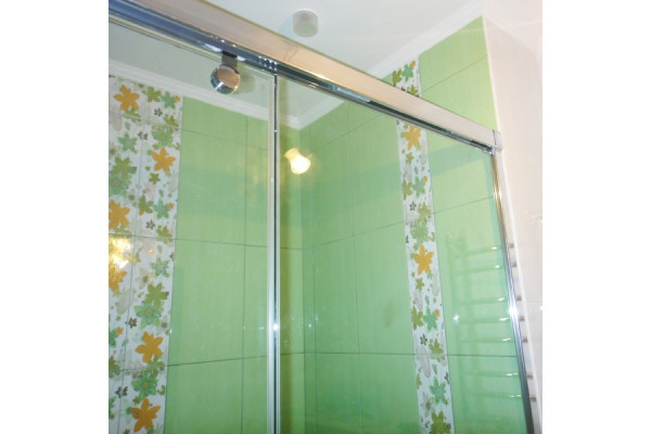 Душевая дверь в нишу GuteWetter Slide Door GK-862 правая 155 см стекло бесцветное, профиль хром, раздвижная