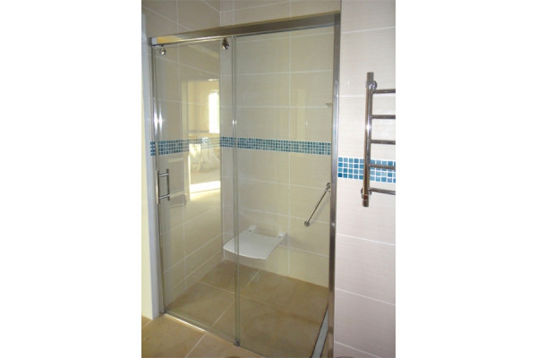 Душевая дверь в нишу GuteWetter Slide Door GK-862 правая 110 см стекло бесцветное, профиль хром, раздвижная