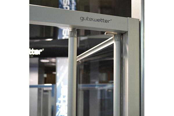 Душевая дверь в нишу GuteWetter Practic Door GK-404 правая (98-102)x190 стекло бесцветное, профиль мат. хром, складная