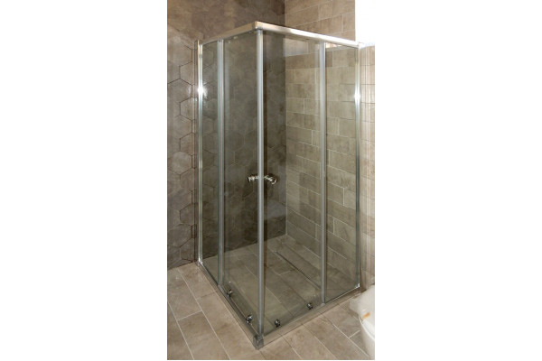 Душевой уголок GuteWetter Guwer GK-664S 95x95 см стекло бесцветное, профиль хром, квадратный, двери раздвижные