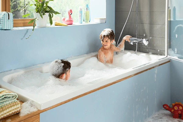 Душевая стойка Hansgrohe Croma 27687000 для ванны с душем, с термостатом, хром, штанга 143.5 см