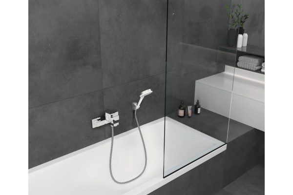 Смеситель Hansgrohe Vernis Shape 71450000 для ванны с душем, хром, однорычажный, длина излива 16.6 см