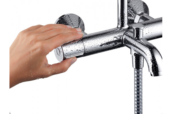 Душевая стойка Hansgrohe Vernis Shape 26284000 Showerpipe 230 1jet с термостатом, хром, штанга 117 см, шланг пластиковый 160 см