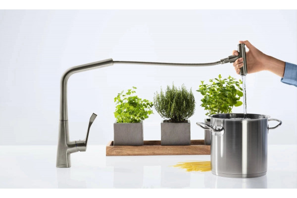 Смеситель Hansgrohe Metris Select M71 14857800 для кухонной мойки, сталь, высота излива 23.8 см, длина излива 20.8 см
