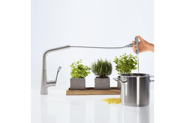 Смеситель Hansgrohe Metris Select M71 14857000 для кухонной мойки, хром, высота излива 23.8 см, длина излива 20.8 см
