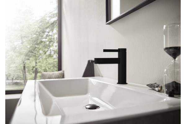 Смеситель Hansgrohe Finoris 100 76010670 для раковины, черный, однорычажный, высота излива 9.2 см