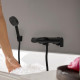 Смеситель Hansgrohe Vivenis 75420670 для ванны с душем, матовый черный, однорычажный, длина излива 21.6 см
