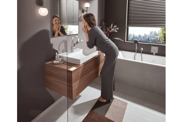 Смеситель Hansgrohe Vivenis 75032000 для раковины, хром, однорычажный, высота излива 20.9 см
