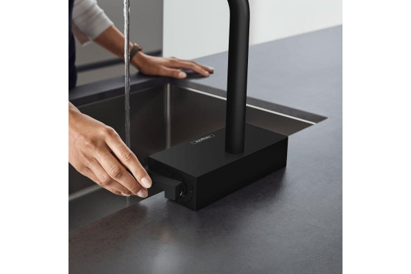 Смеситель Hansgrohe Aquno Select M81 73830670 для кухонной мойки, матовый черный, однорычажный, высота излива 25 см