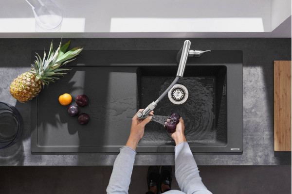 Смеситель Hansgrohe Metris M71 73800000 для кухонной мойки, хром, однорычажный, высота излива 22 см