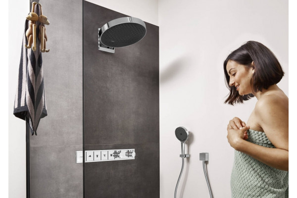 Душевая лейка Hansgrohe Rainfinity 130 26865000 хром штанга 25 см,  в современном стиле