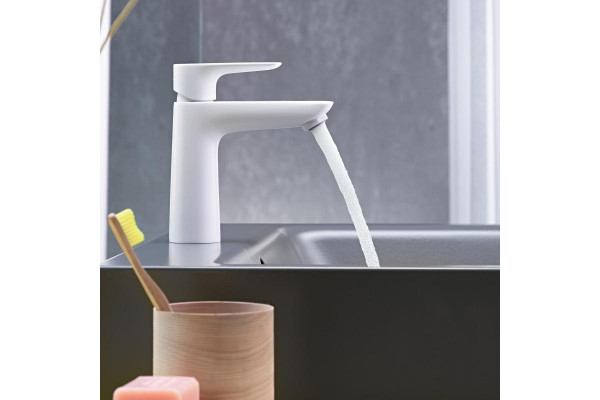 Смеситель Hansgrohe Talis E 71712700 для раковины, матовый белый, однорычажный, высота излива 10.4 см