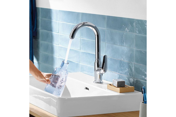 Смеситель Hansgrohe Novus 71128000 для раковины однорычажный, хром