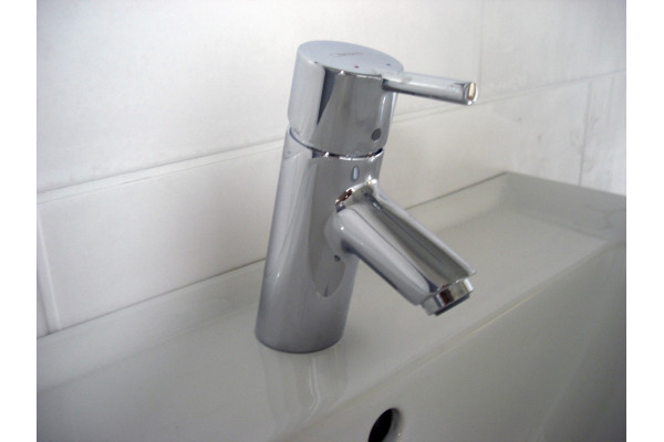 Смеситель Hansgrohe Talis S 32020000 для раковины однорычажный, хром