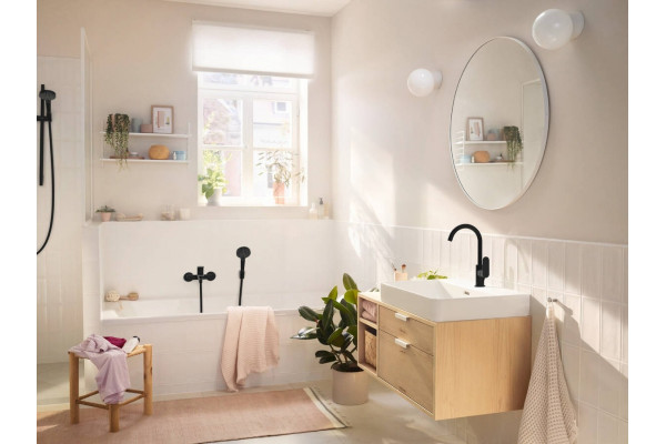 Смеситель для ванны с душем Hansgrohe Rebris S 72440670 черный матовый, однорычажный, длина излива 17.3 см