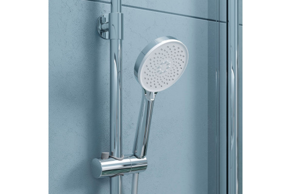 Душевая стойка Iddis Shelfy SHESBBTi06 хром, штанга 150.9 см, шланг пластиковый 150 см