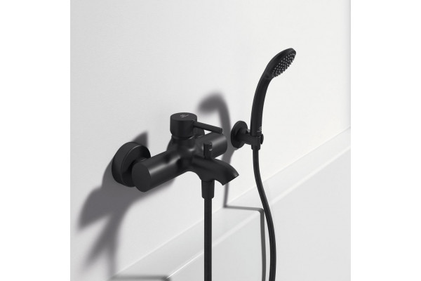 Смеситель Ideal Standard Ceraline BC270XG для ванны с душем, черный, однорычажный, длина излива 17.5 см