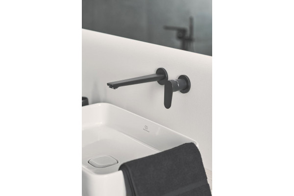 Смеситель Ideal Standard Cerafine O BD133XG для раковины, черный, однорычажный, длина излива 22.4 см